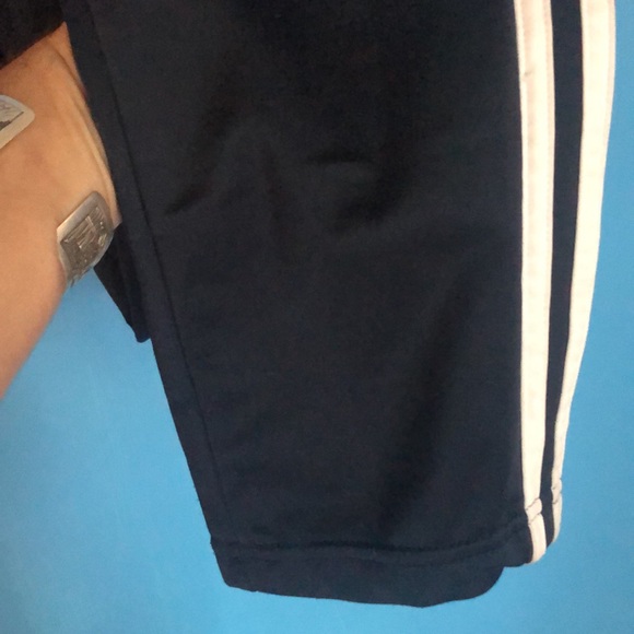 Adidas mens medium joggers - Picture 2 of 7